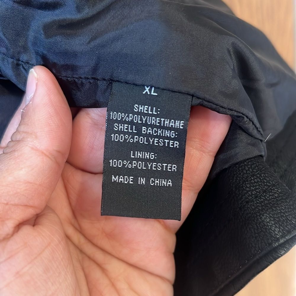 Baccini Black Faux Leather Jacket Size XL - Picture 4 of 11